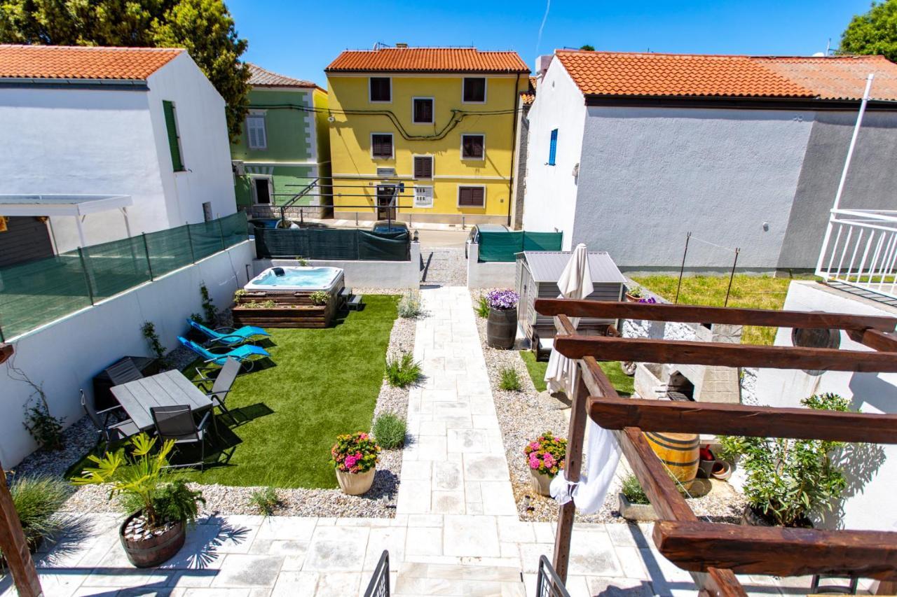 Apartments Mikulin Family Punat Extérieur photo